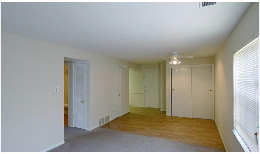 East Broad Plaza - Photo 2 of 13