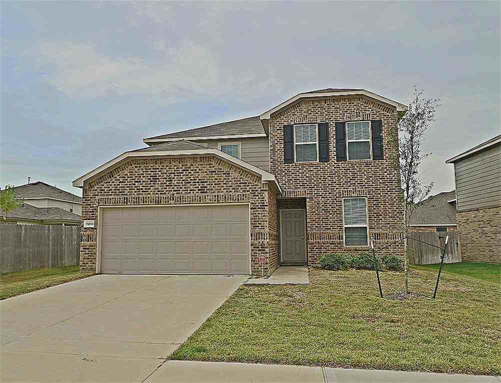 15810 Mountain Willow Way - Photo 2 of 32