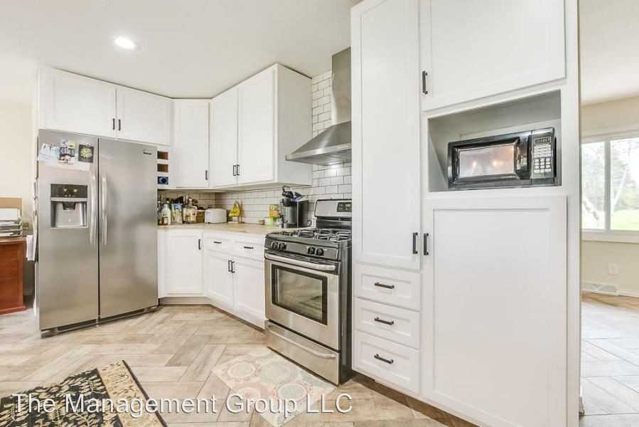 934 Horns Corners Rd - Photo 3 of 10