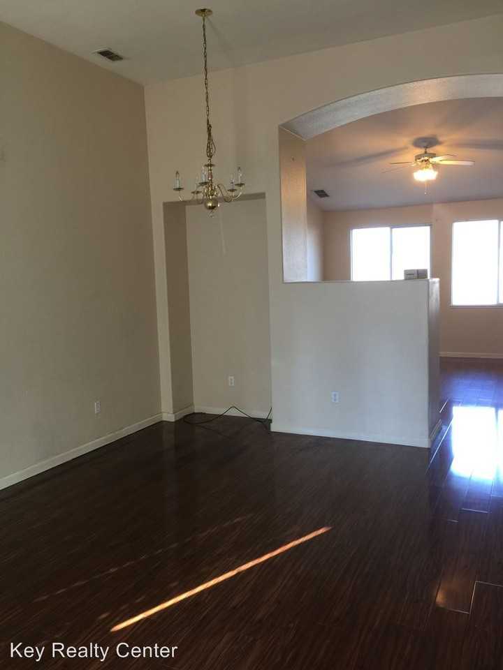 10005 Mosaic Way - Photo 2 of 10