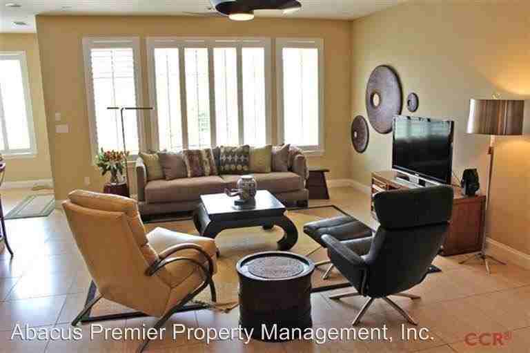 1159 Contessa Way - Photo 2 of 5