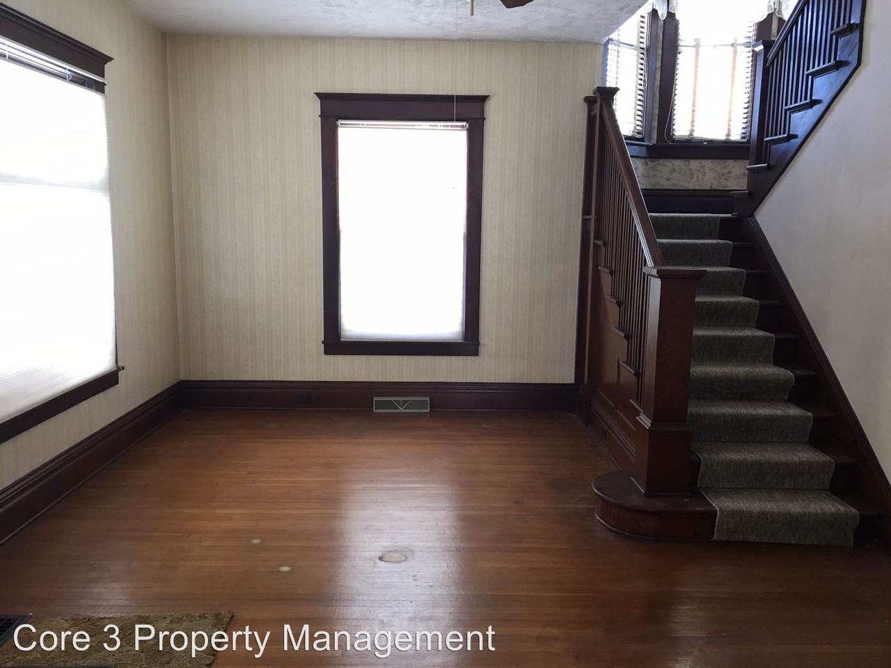 501 E Cole St - Photo 2 of 9