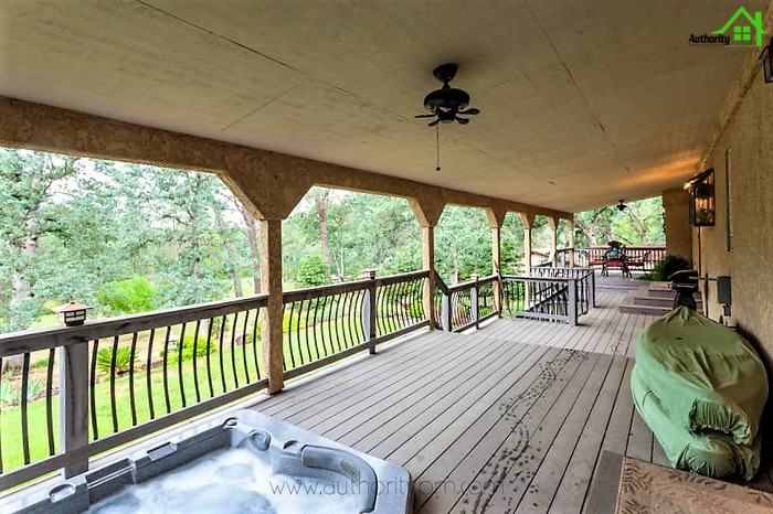 11700 Wilvern Ln - Photo 2 of 32