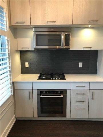 215 Manning Ave - Photo 2 of 10