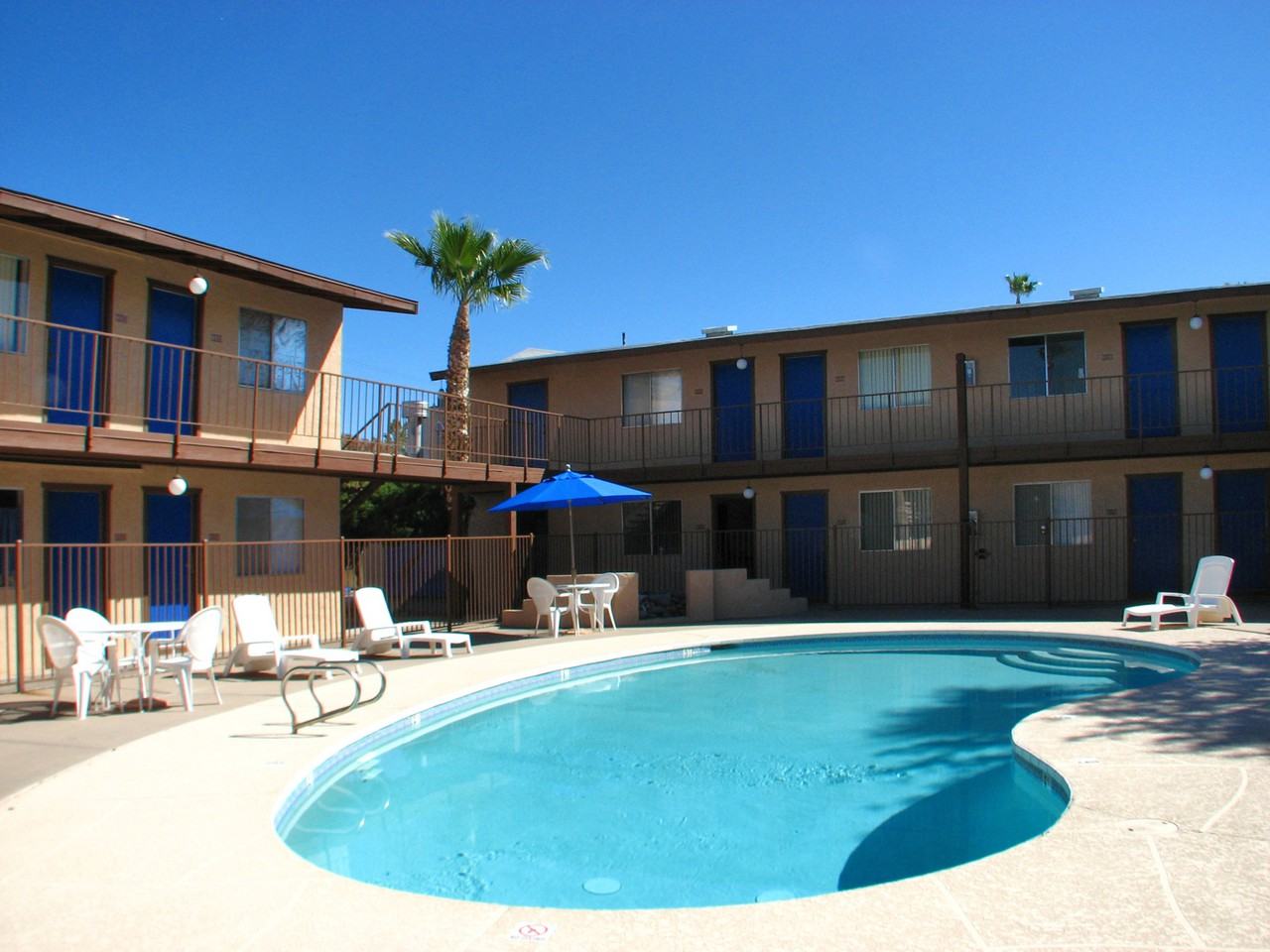 Northern Chateau 3708 W Northern Ave, Phoenix, AZ 85051 Apartment