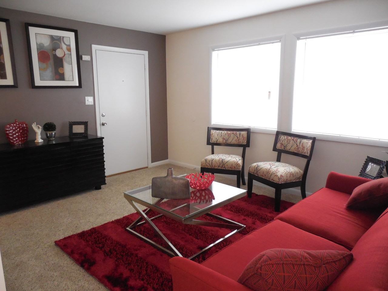 11 North at White Oak Apartments - Photo 2 of 15