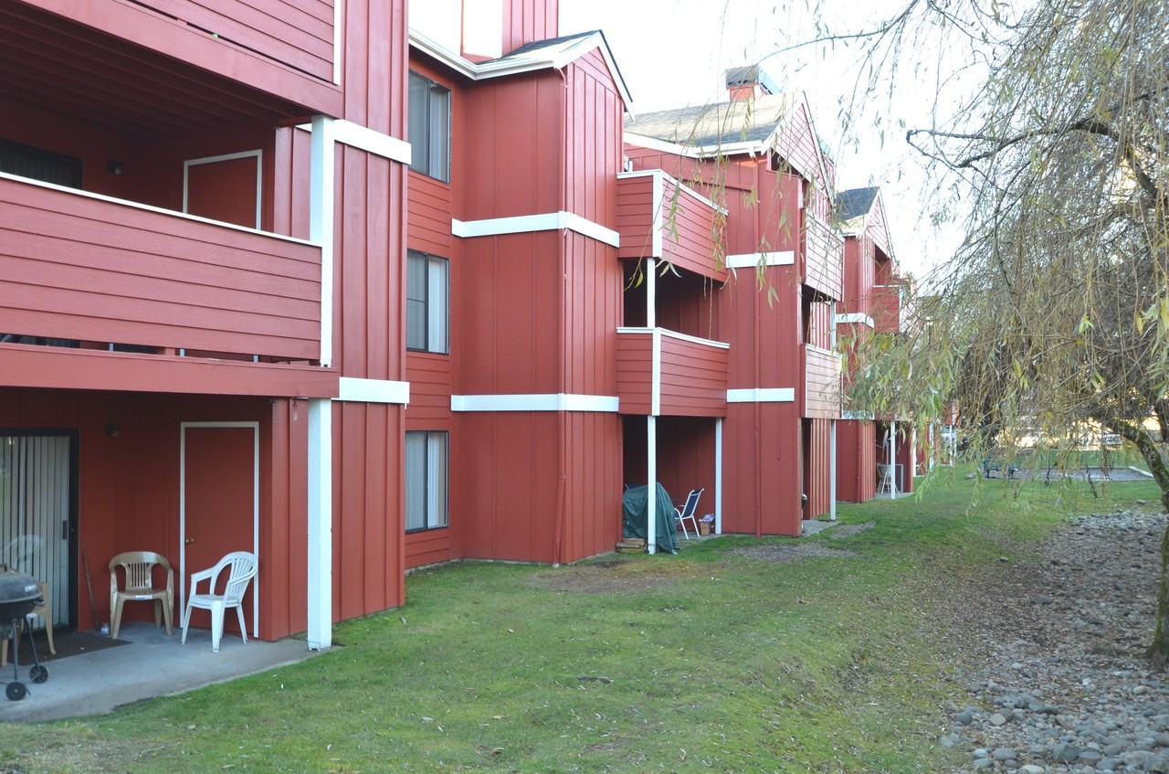 Coventry Court - Photo 2 of 39