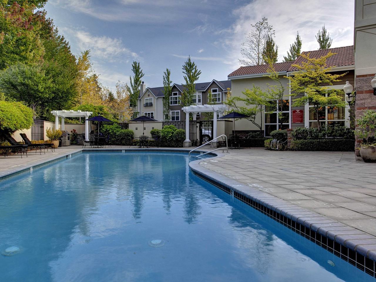 Avignon Townhomes - Photo 2 of 18