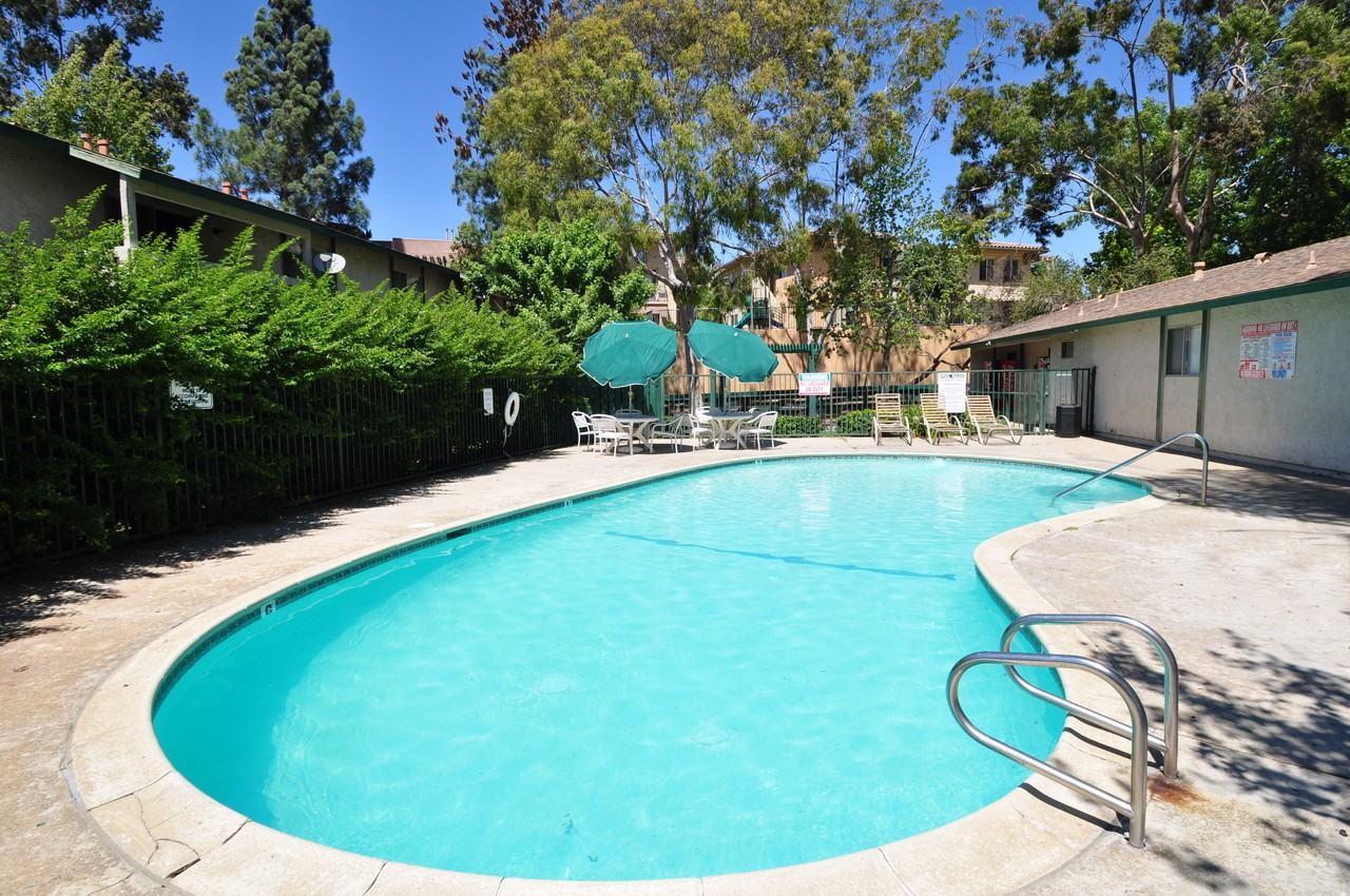 Sunset Meadows 529 Alturas Rd, Fallbrook, CA 92028 Apartment for