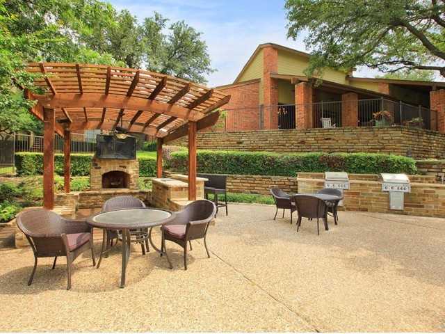 Hunters Green - Photo 3 of 31