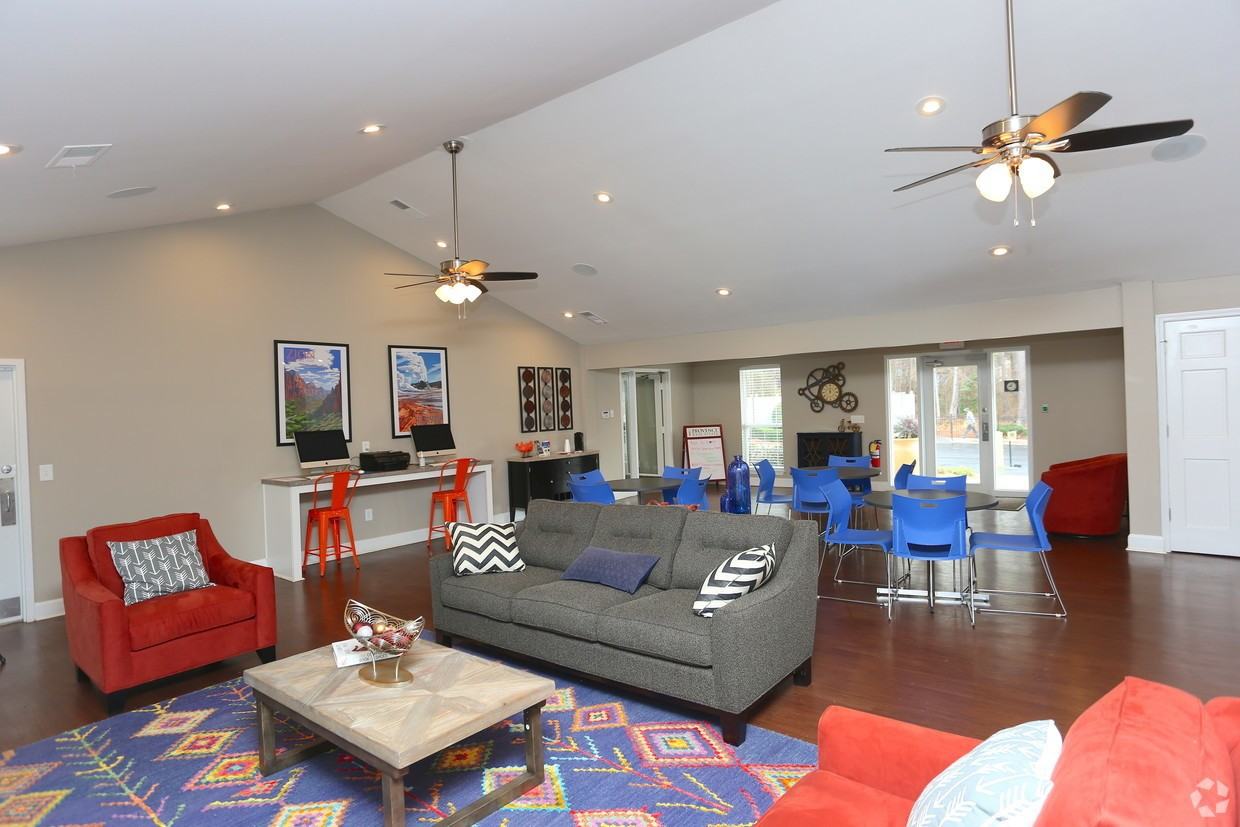 Canterbury Townhome Apartments - Photo 2 of 12