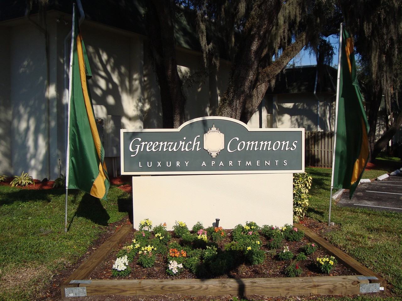 Greenwich Commons - Photo 2 of 22