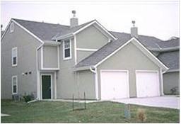 Blackbob Court Townhomes - Photo 2 of 7