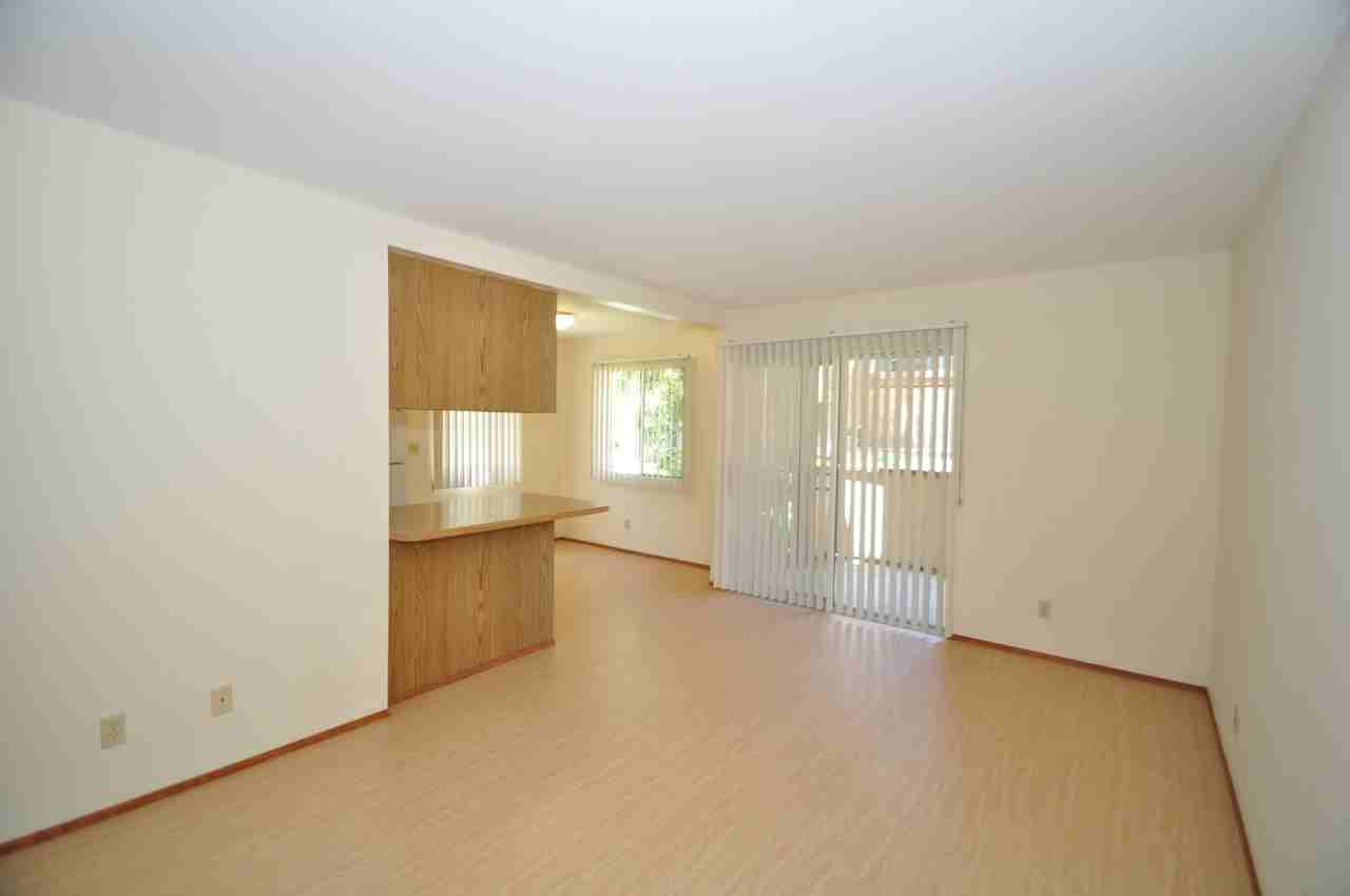 Bree Manor - Photo 2 of 50