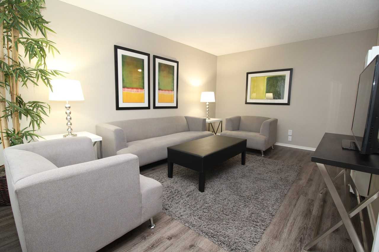 Sierra Fair Apartments - Photo 2 of 34