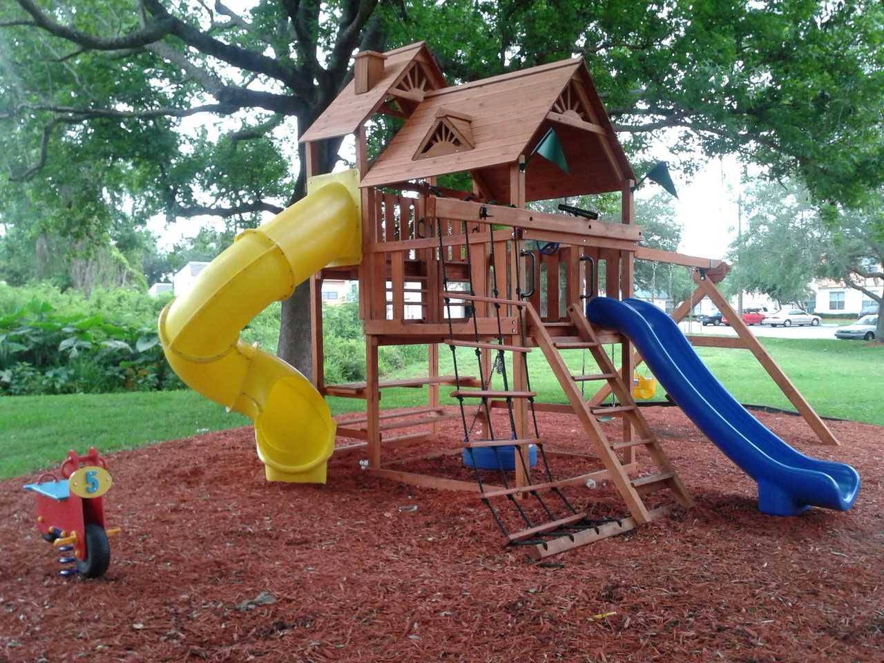 Birchwood Landings - Photo 3 of 12