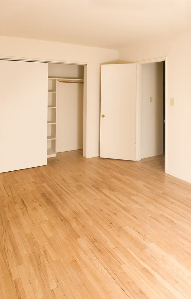 Pineview Gardens - Photo 2 of 8