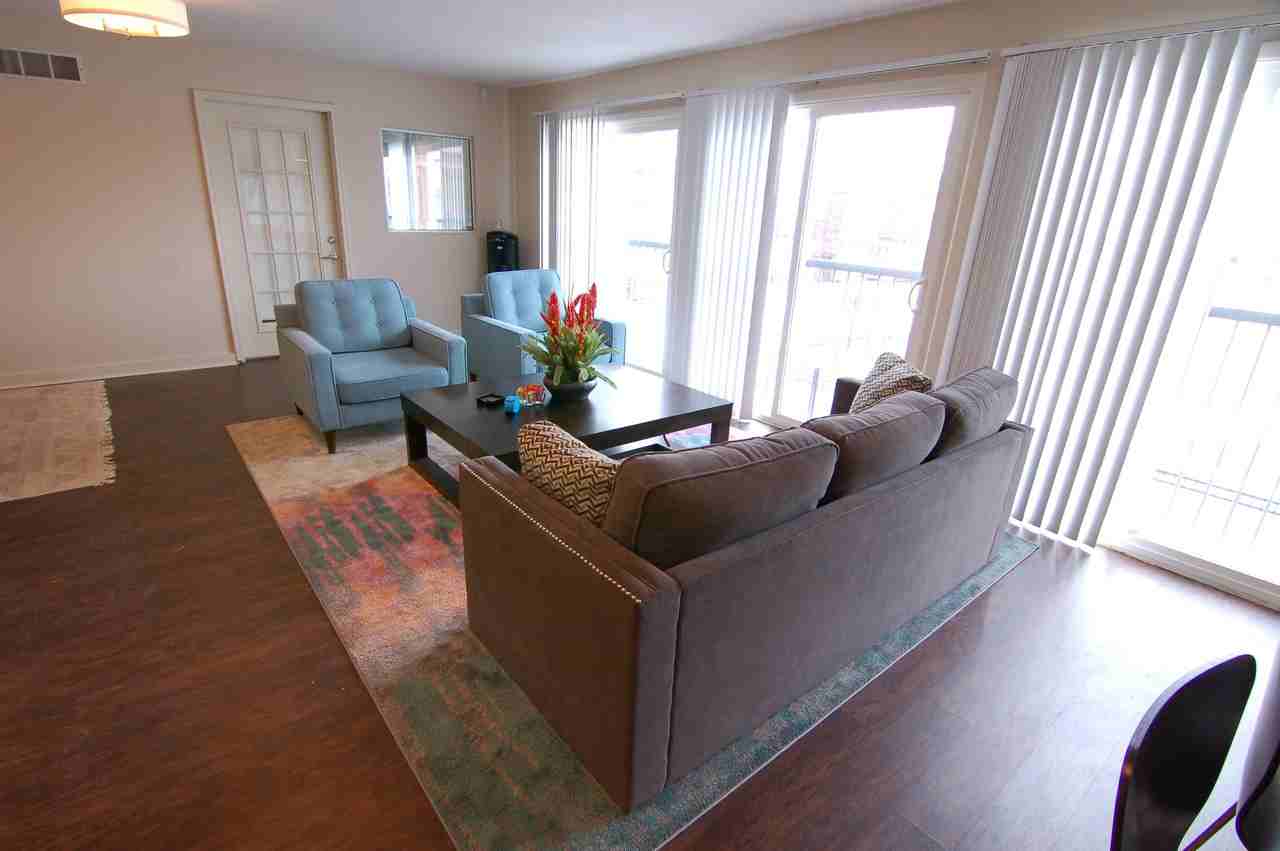 Strawbridge Green - Photo 3 of 16