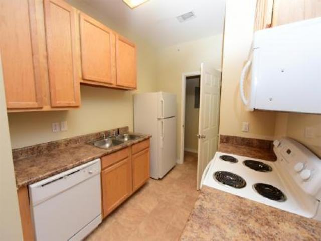 220 Dominion Dr - Photo 2 of 6