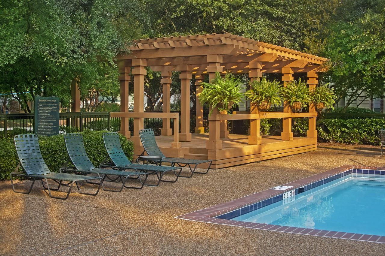 Signature Place Apartments - Photo 2 of 26