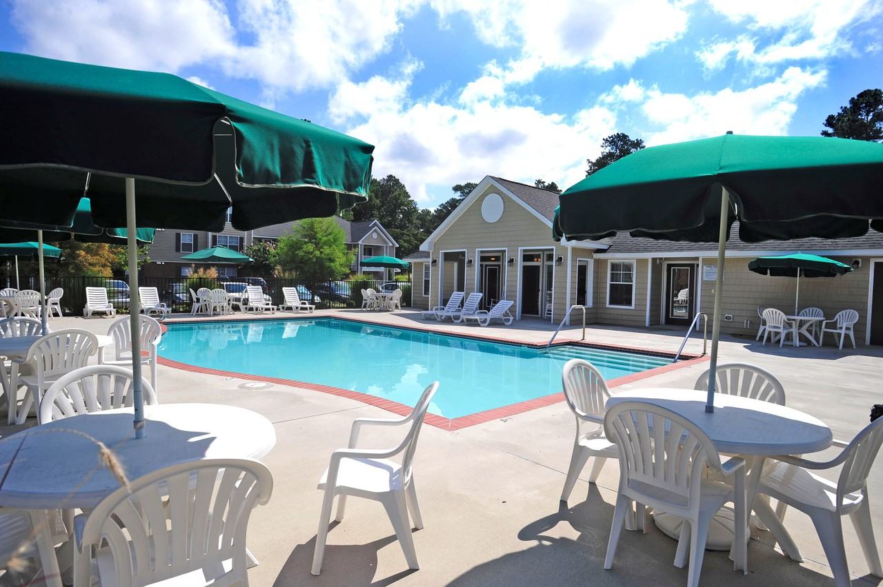 River Mews Apartments & Townhomes - Photo 2 of 35