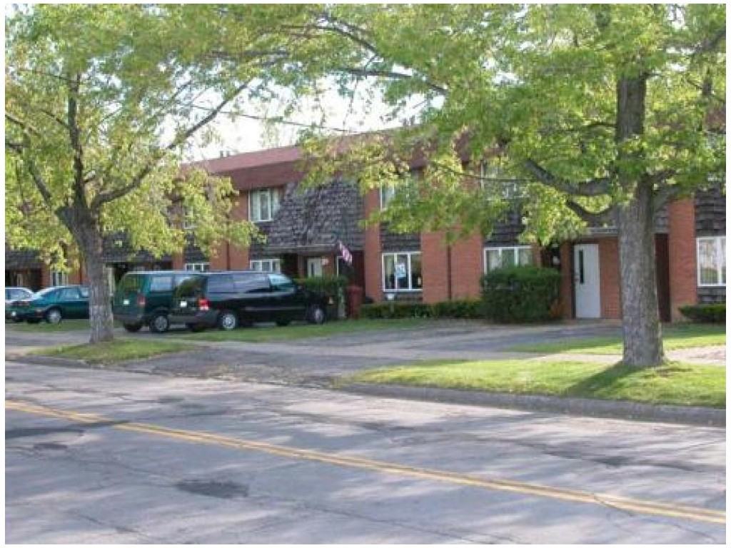 Royal Park Apartments & Heritage Commons Apartments - Photo 3 of 43