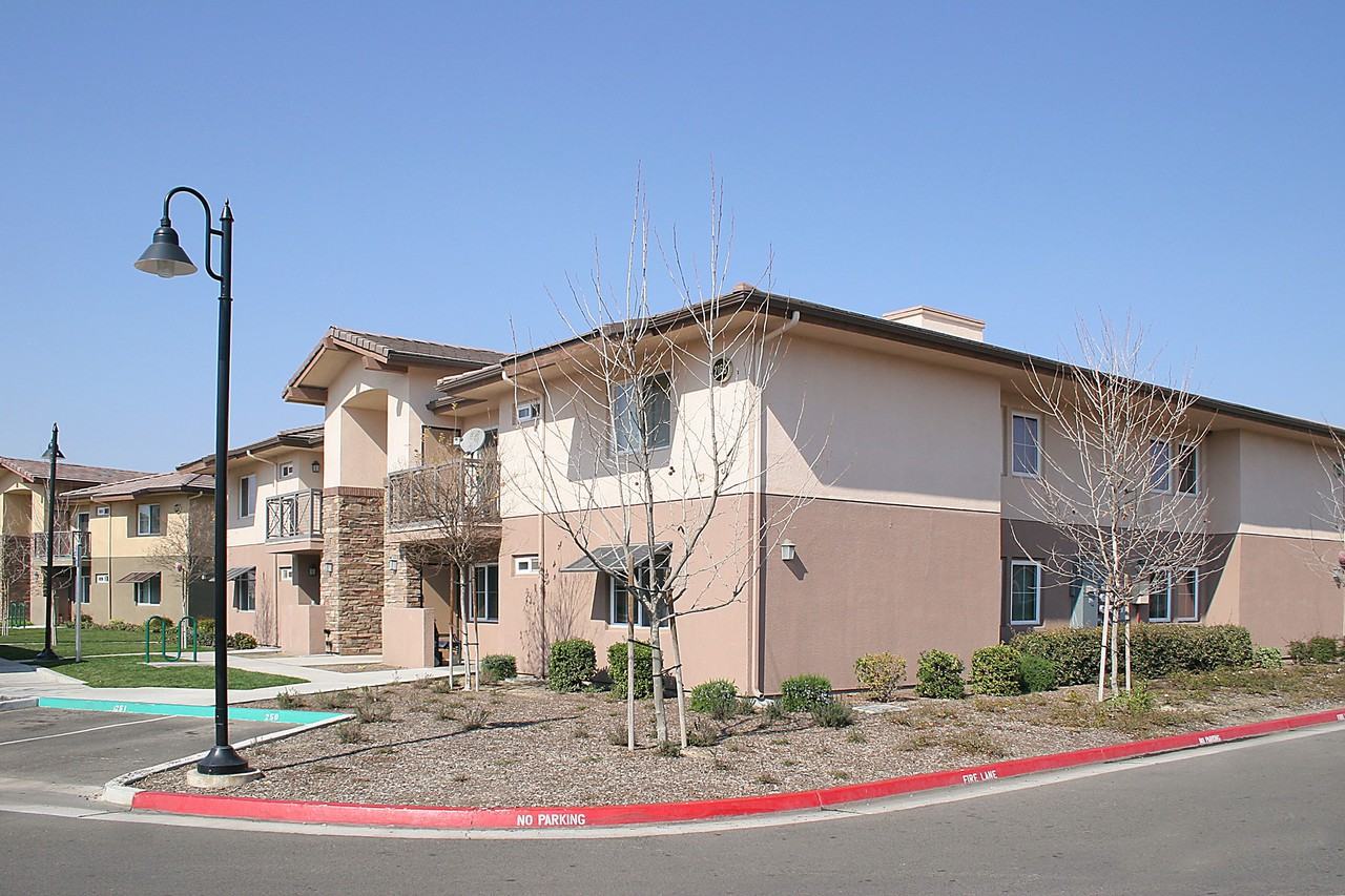 Tanager Springs - Photo 2 of 22