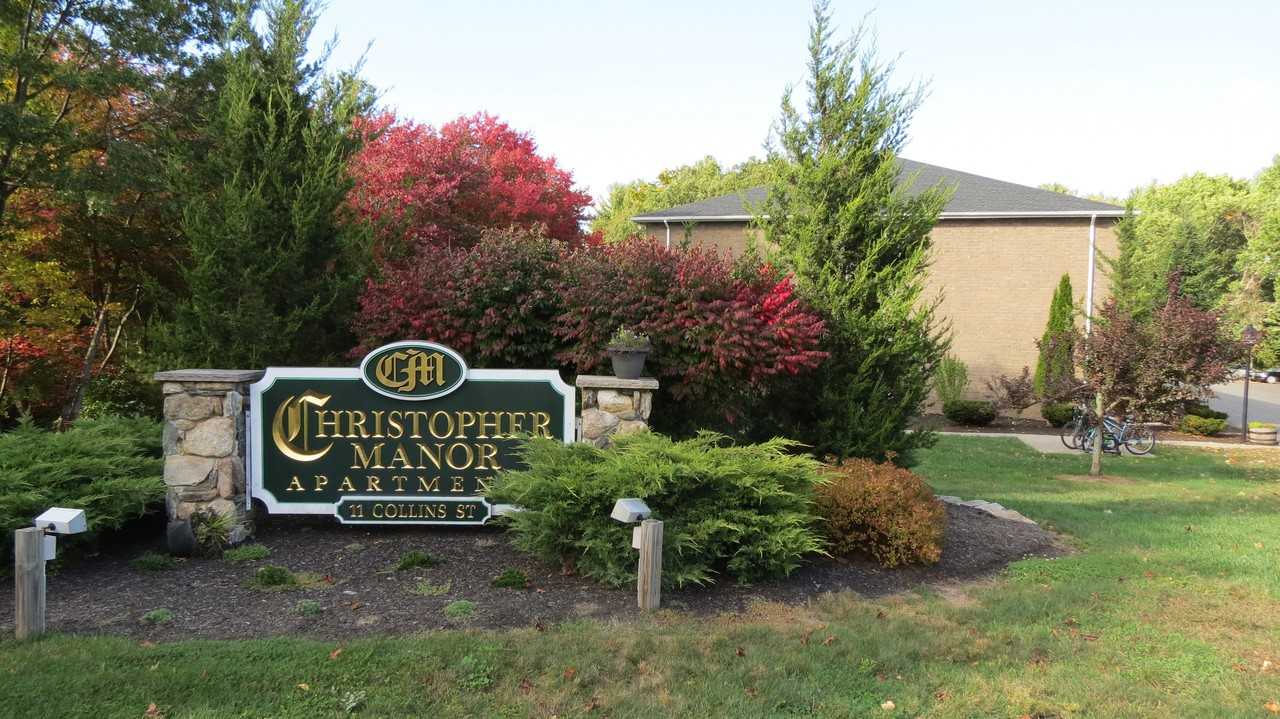 Christopher Manor Apartments 11 Collins St, Seabrook, NH 03874 Zumper