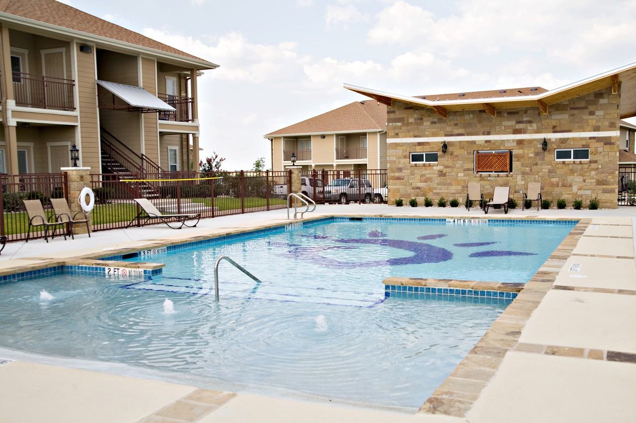 Sonterra Apartment Homes - Photo 3 of 50