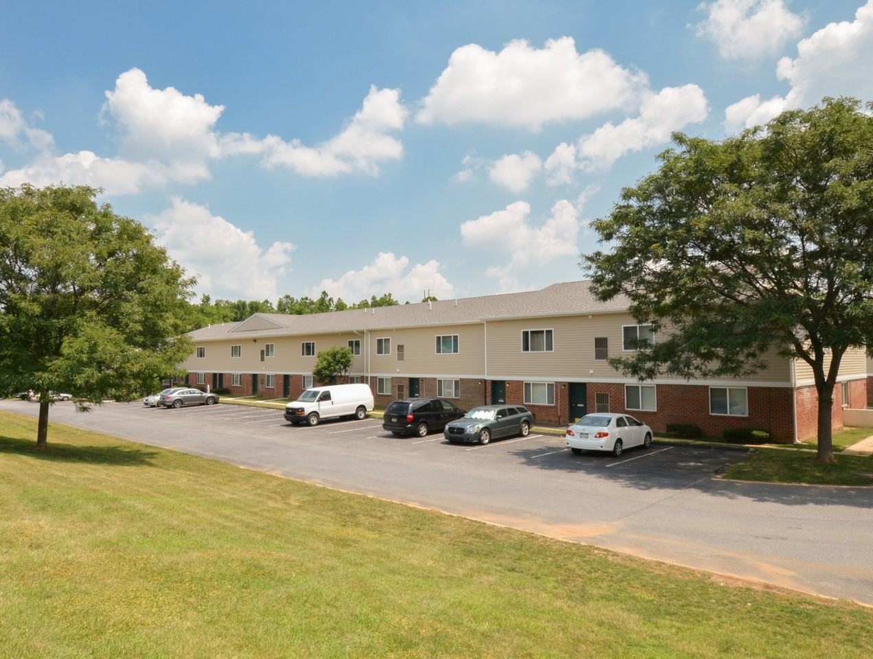 Park City Apartments - Photo 2 of 43