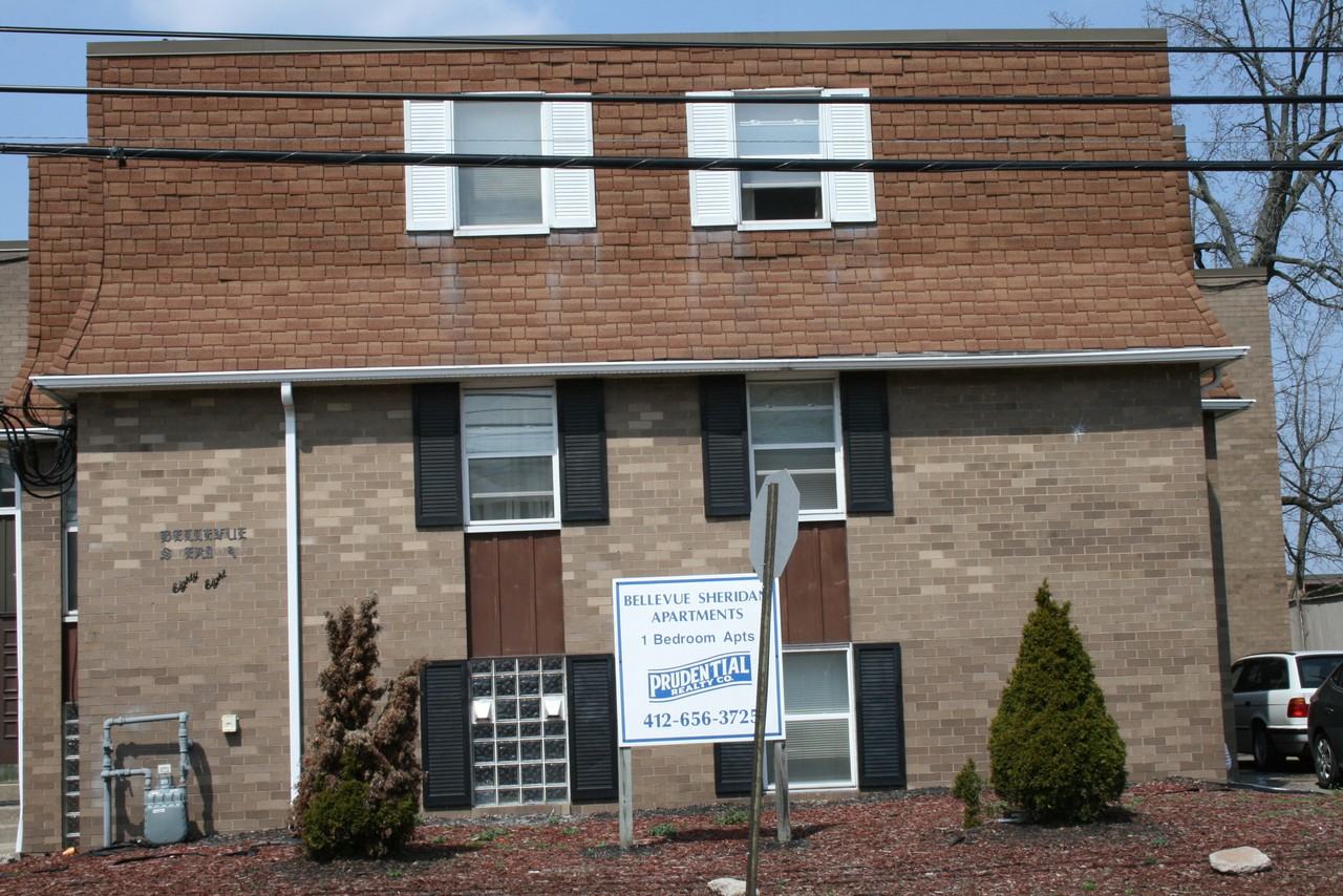 Bellevue Sheridan  Apartments - Photo 3 of 13