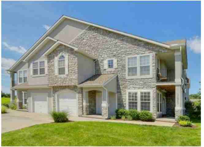 Crystal Court Apartments - Photo 2 of 39