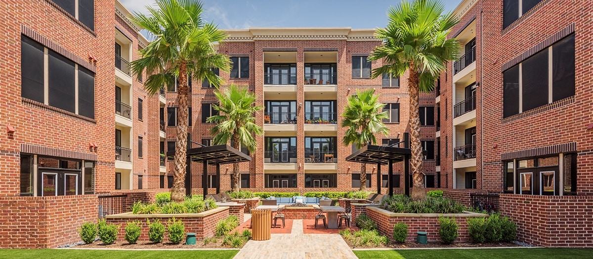 Yale @ 6th - Photo 3 of 15