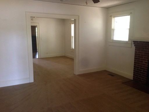 604 Franklin Blvd - Photo 2 of 7