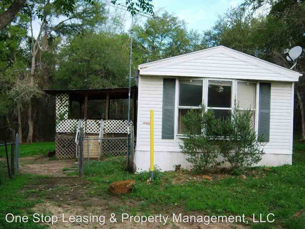 339 Pecan Acres Rd - Photo 2 of 22