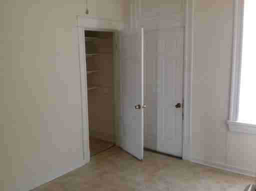 4005 S Grand Blvd - Photo 2 of 13