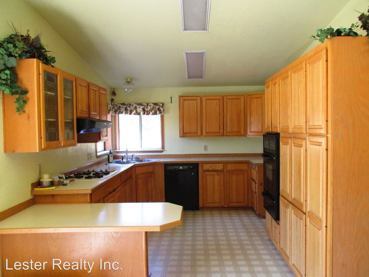 13376 Kann Springs Rd - Photo 3 of 5