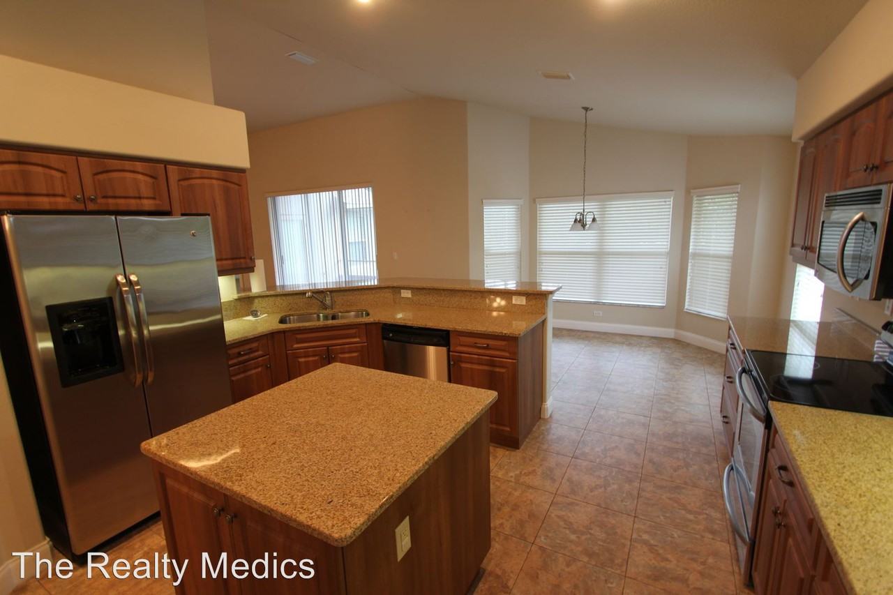 1473 Areca Palm Dr - Photo 2 of 14