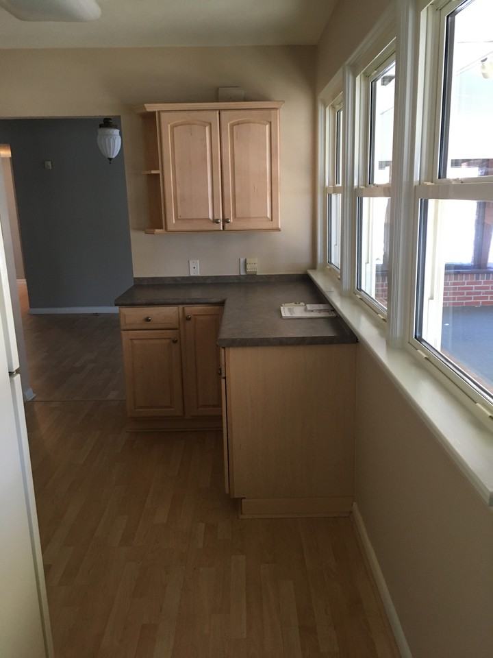 90 Stoneyside Ln - Photo 3 of 12