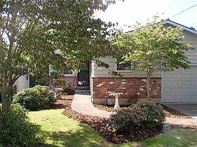 8243 SW 9th Ave - Photo 2 of 10