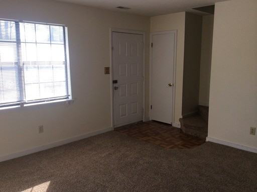 29 Donnell Ave - Photo 3 of 15