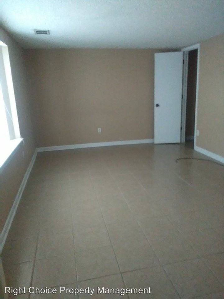 4832 N Wallace Ave - Photo 2 of 14