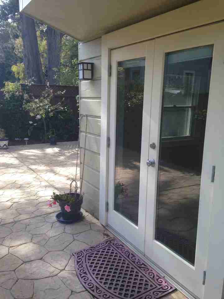 809 Lyon St - Photo 2 of 4