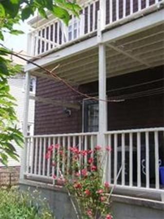 35 Minnesota Ave #2 - Photo 2 of 10