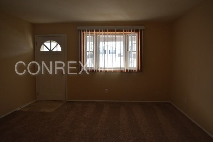 10330 September Dr - Photo 3 of 13