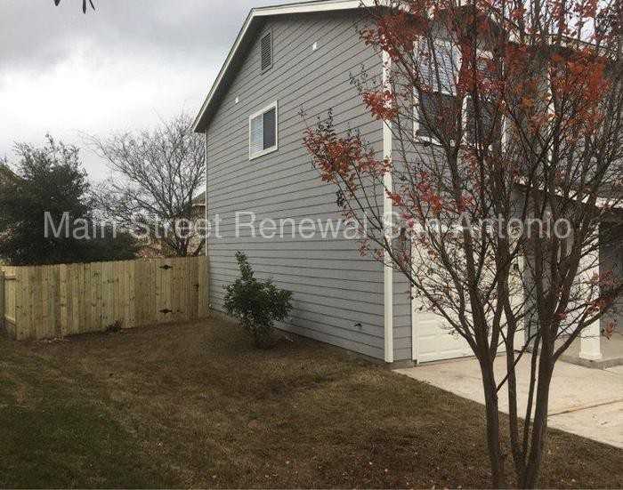 8427 Miners Point - Photo 2 of 12