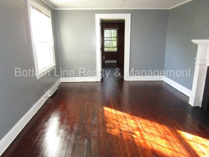 1320 West Blvd - Photo 3 of 9