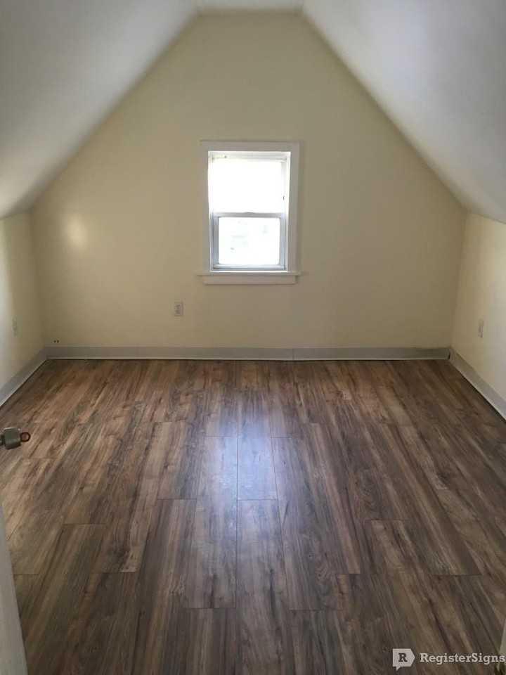 17 Hamilton Ave - Photo 2 of 8