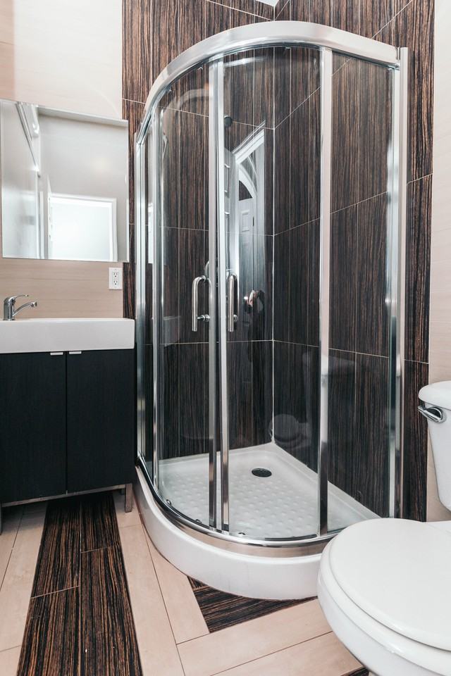 296 Stanhope Street #18YN