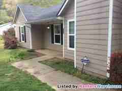 139 Christopher Pl - Photo 2 of 7